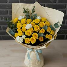 Букет цветов из:  Розы в Ильинское-Усово