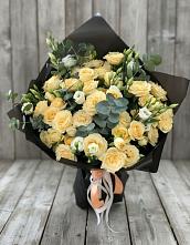 Букет цветов из:  Розы и Лизиантусы #REPLACE_PRED# Ильинское-Усово