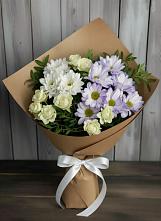 Букет цветов из:  Хризантемы и Розы в Ильинское-Усово