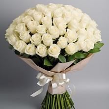 Букет 101 беля роза Белоснежка в Ильинское-Усово