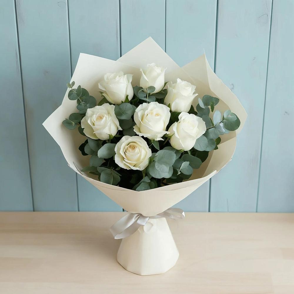 Букет Белые розы в Эвкалипте в Ильинское-Усово