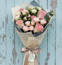 Букет цветов из:  Розы в Ильинское-Усово
