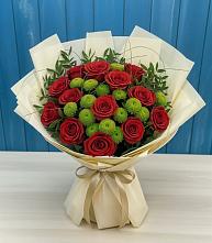 Букет цветов из:  Розы и Хризантемы в Ильинское-Усово