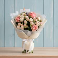 Букет цветов из:  Розы в Ильинское-Усово