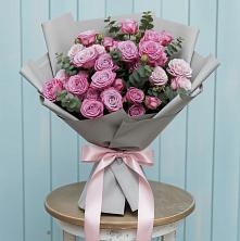 Букет цветов из:  Розы в Ильинское-Усово
